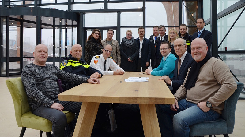Keurmerk Veilig Ondernenem in winkelgebied Broekerveiling officieel van start