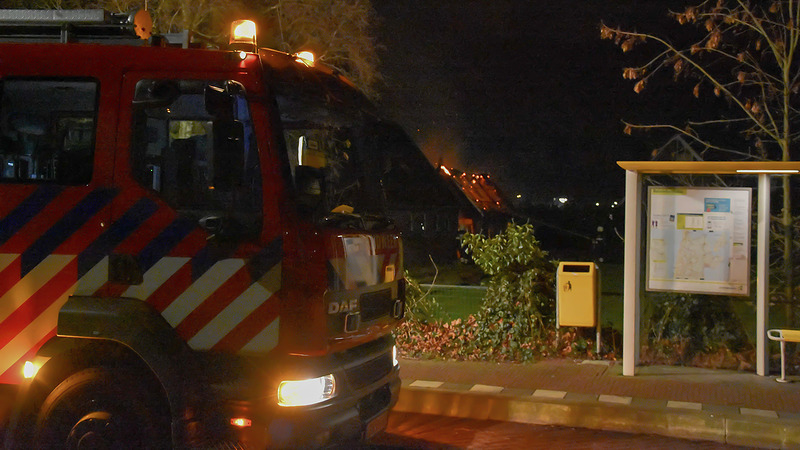 Schuur in Sint Pancras gaat in vlammen op