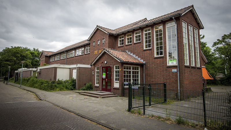 Voormalig schoolgebouw De Alk maakt plaats voor nieuwbouw aan Vondelstraat
