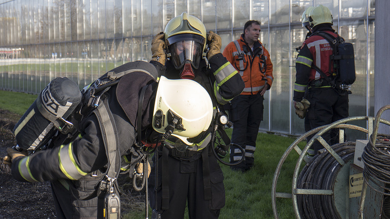 Verouderde lamp zet bijna kassencomplex in lichterlaaie