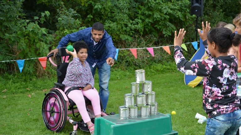 Feest voor kinderen met beperking afgelast door slecht weer