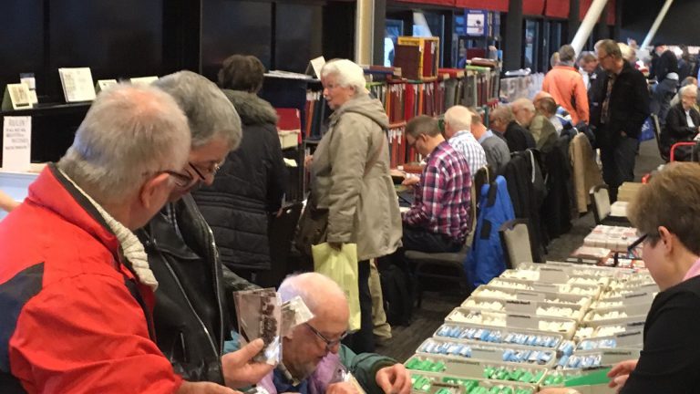 Regionale verzamelbeurs met gratis taxatie in AFAS Stadion ?