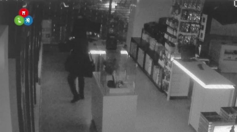Ramkraker Cameraland gaat vier maanden cel in