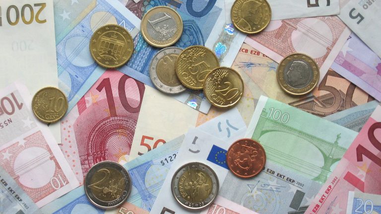 Waardse kinderopvang Blosse offert kerstpakket op voor Het Vergeten Kind
