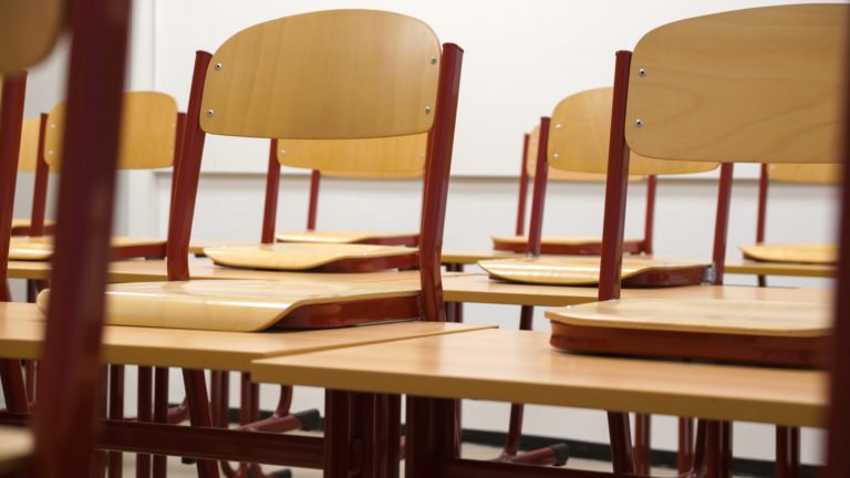 Coronasluiting Han Fortmann en PCC Fabritius: “Docenten, ouders en leerlingen zijn angstig”