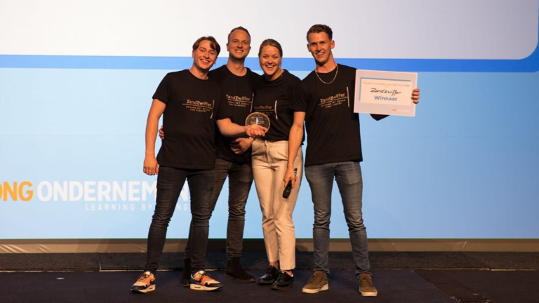 Nationale titel ‘Student Company 2022’ voor vier studenten van Inholland Alkmaar