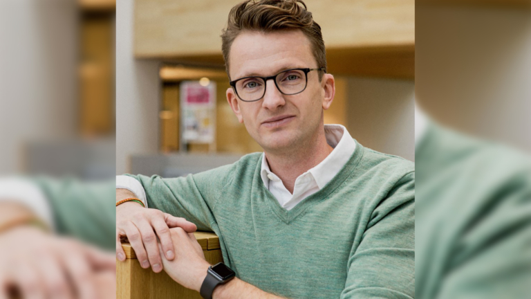 Lezing over mantelzorgers met journalist Tijn Elferink in Heerhugowaardse bibliotheek 🗓