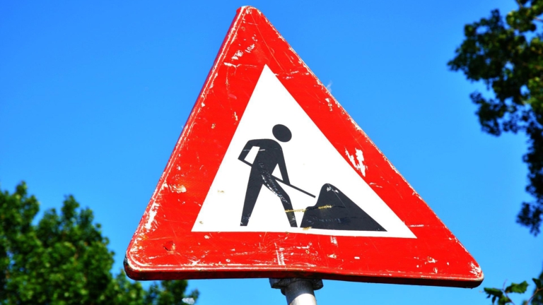 Waardse Stationsweg breder, Industriestraat wordt 30 km-weg