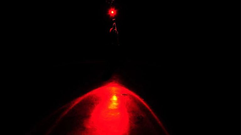 Tientallen fietsers zonder verlichting bekeurd op Vondelstraat