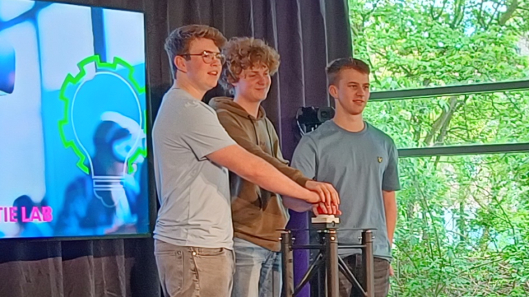 Innovatielab trekt studenten de toekomst in: “Het heeft ongeveer 20.000 euro gekost”