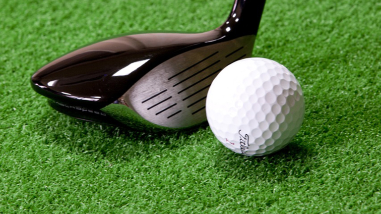 Hoe kan oefenen op een driving range je golfspel verbeteren? [Advertorial]