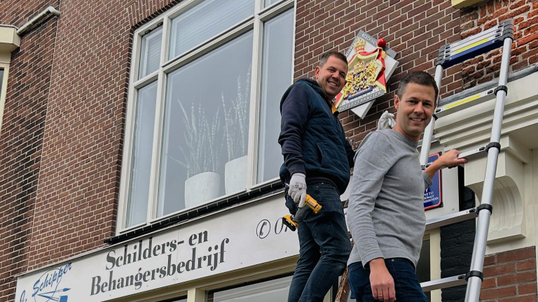 Honderdjarige hofleverancier heeft het drukker dan ooit: “We krijgen nu véél meer aanvragen”