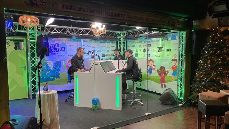 Vijfde editie Serieus Langedijk van start: DJ’s sluiten zich vijf dagen op om pleegkinderen te ondersteunen