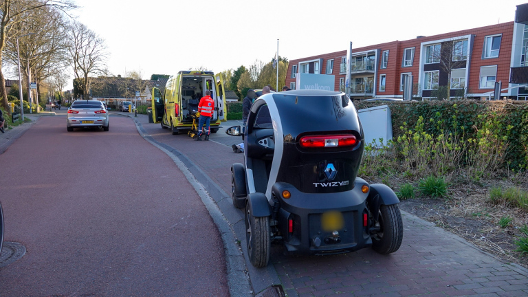 Fietsster gewond bij aanrijding met brommobiel op Bovenweg in Sint Pancras