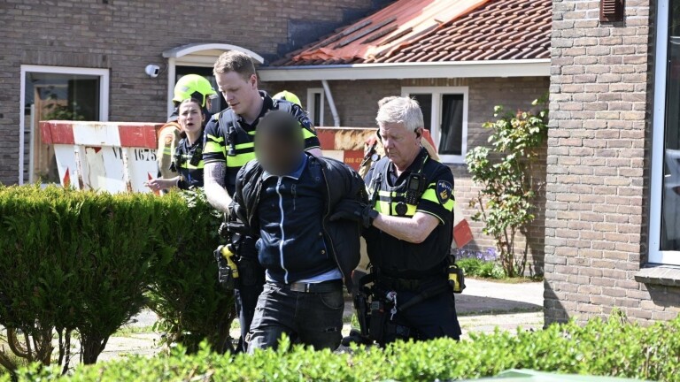 Politie houdt man aan na brand in woning Heerhugowaard