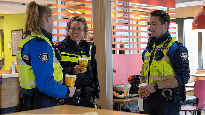 Gemeente en buurt slaan handen ineen om einde te maken aan lawaai en afval rond McDonald’s