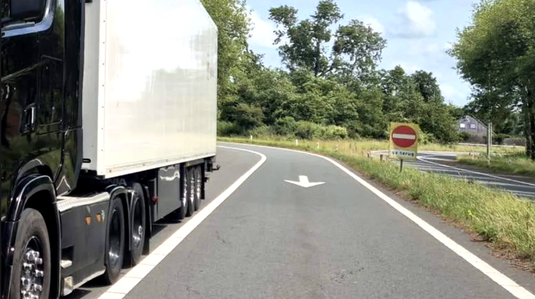 Vrachtwagenchauffeur van A9 geplukt bij Akersloot: te hard én tachograaf uit