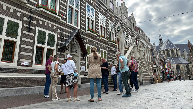 Boze buurtbewoners willen einde aan drugsoverlast Spoorbuurt: “Dit lost niks op”
