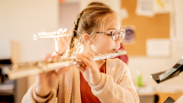 Instrumentenproeverij bij Cool: ontdek je favoriete instrument(en) en ga daarmee verder 🗓