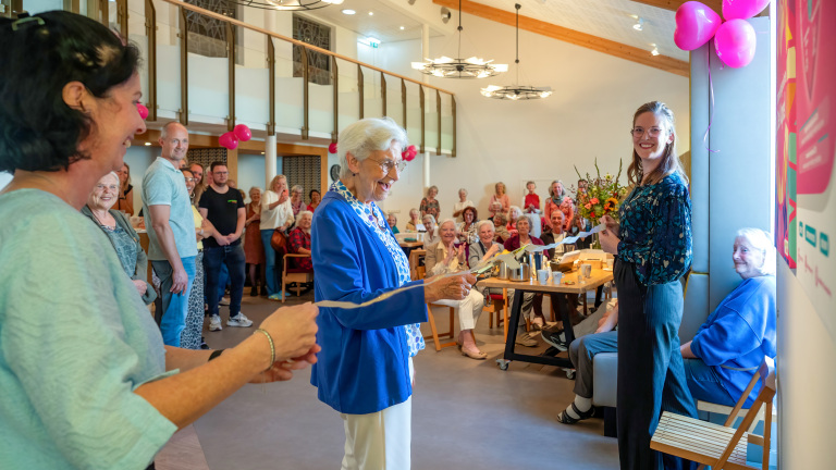 Voormalige kapel bij De Kloosterhof heropend als ontmoetingsruimte: “Verbinding staat centraal”
