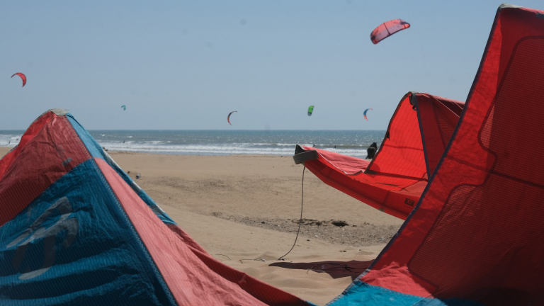 Ontsnap aan de kantoorroutine met strandavonturen voor bedrijven [Advertorial]