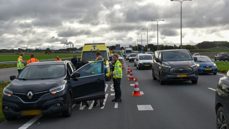 Verkeerschaos en fileleed in avondspits na kop-staartbotsing bij Alkmaar