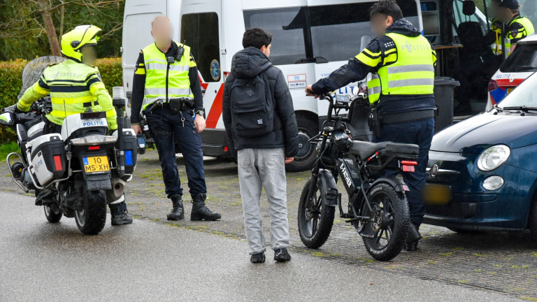 Drugsgebruik en voertuiggebreken: politie heeft beet bij verkeerscontrole in Heerhugowaard