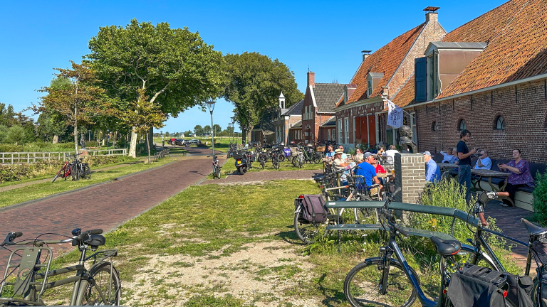 Omwonenden ook in verzet tegen nieuwe vergunning voor ‘Proeverij Egmont’