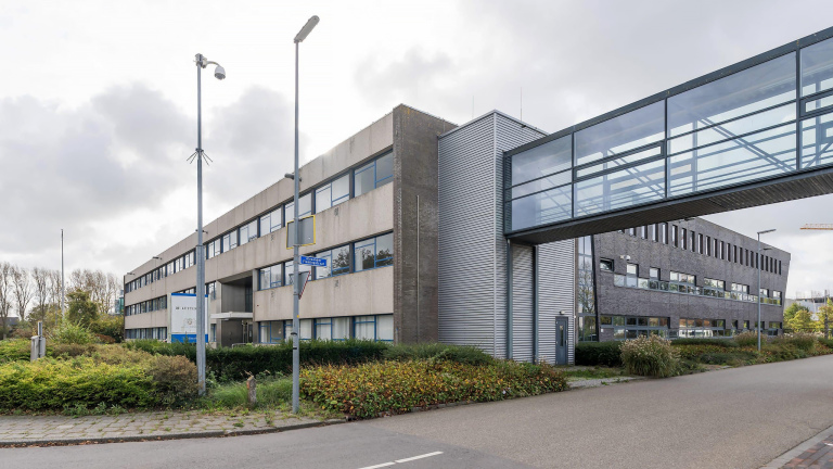 Circulariteit een stapje verder: weggeefactie tijdens sloop De Letterbak