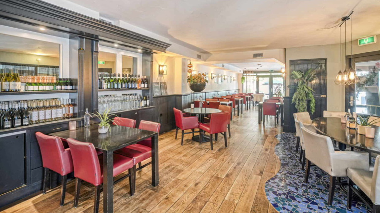 Faillissement Wildschut: Heiloo’s geliefde restaurant stopt na 20 jaar gedwongen