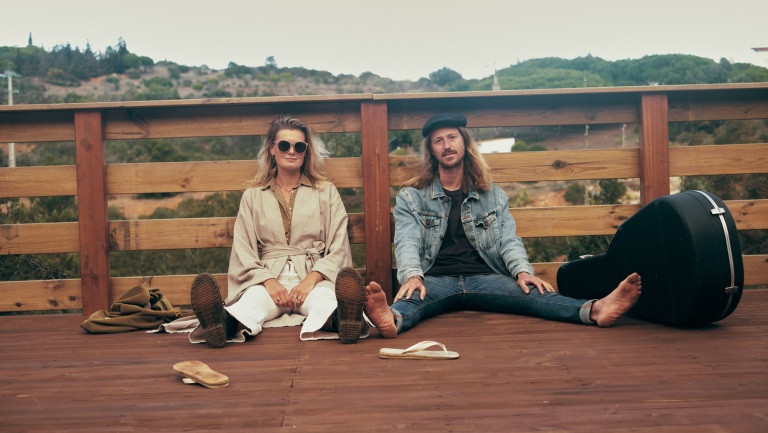 Friday Night Sessions in De Alkenaer met folkpopduo Scott & Young 🗓