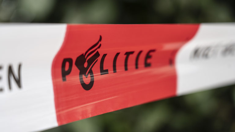 Utrechter loopt tegen de lamp bij inbraak telefoonwinkel in Heerhugowaard