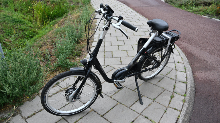 Hulpdiensten naar Limmen voor gewonde fietser