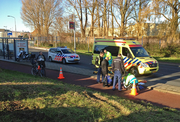 Kapotte bovenleiding aan spoor zorgt voor vertragingen (FOTO's)